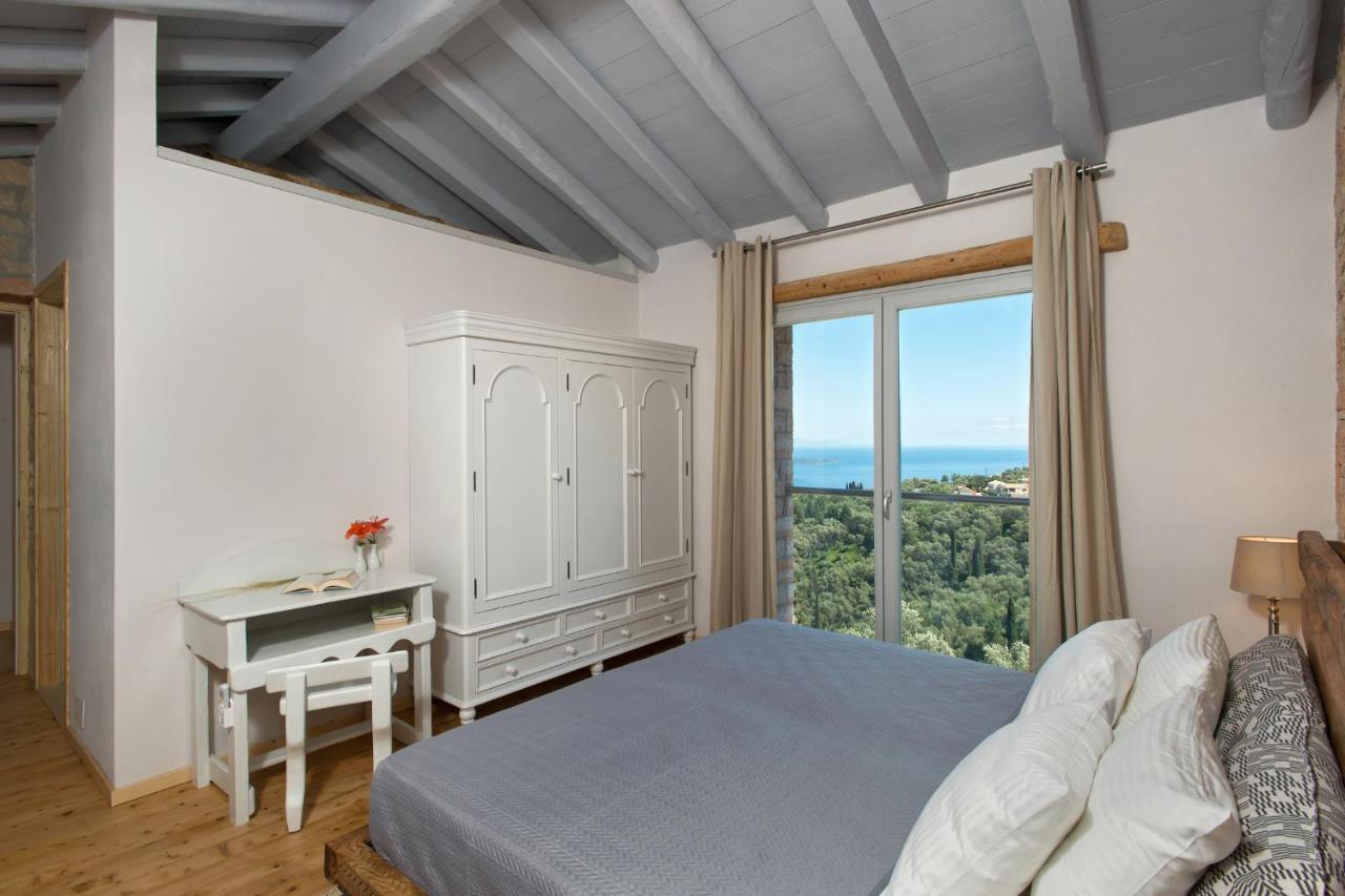 Sinium Luxury Villas Viggla Buitenkant foto