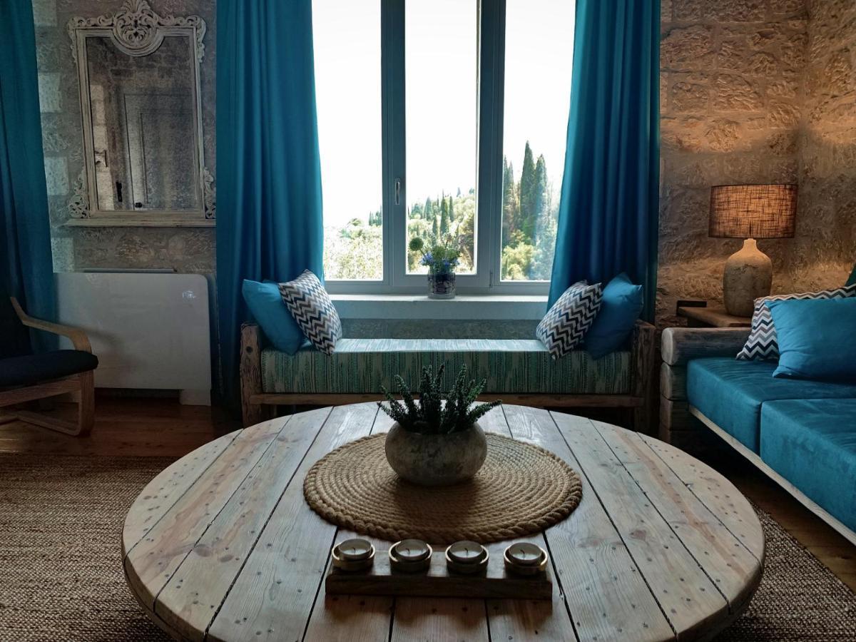 Sinium Luxury Villas Viggla Buitenkant foto