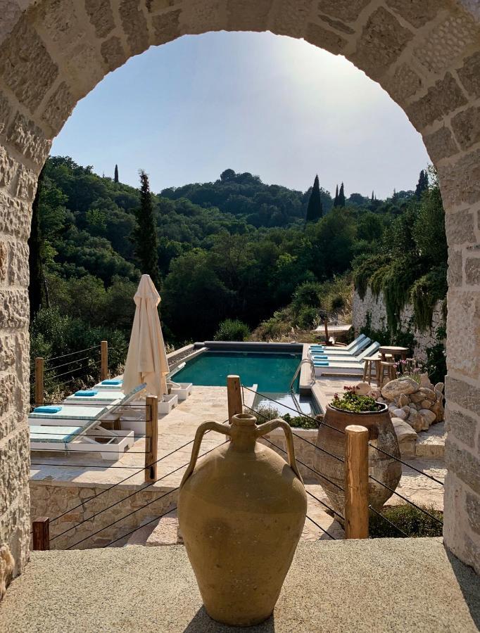 Sinium Luxury Villas Viggla Buitenkant foto