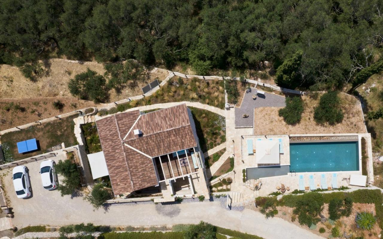Sinium Luxury Villas Viggla Buitenkant foto