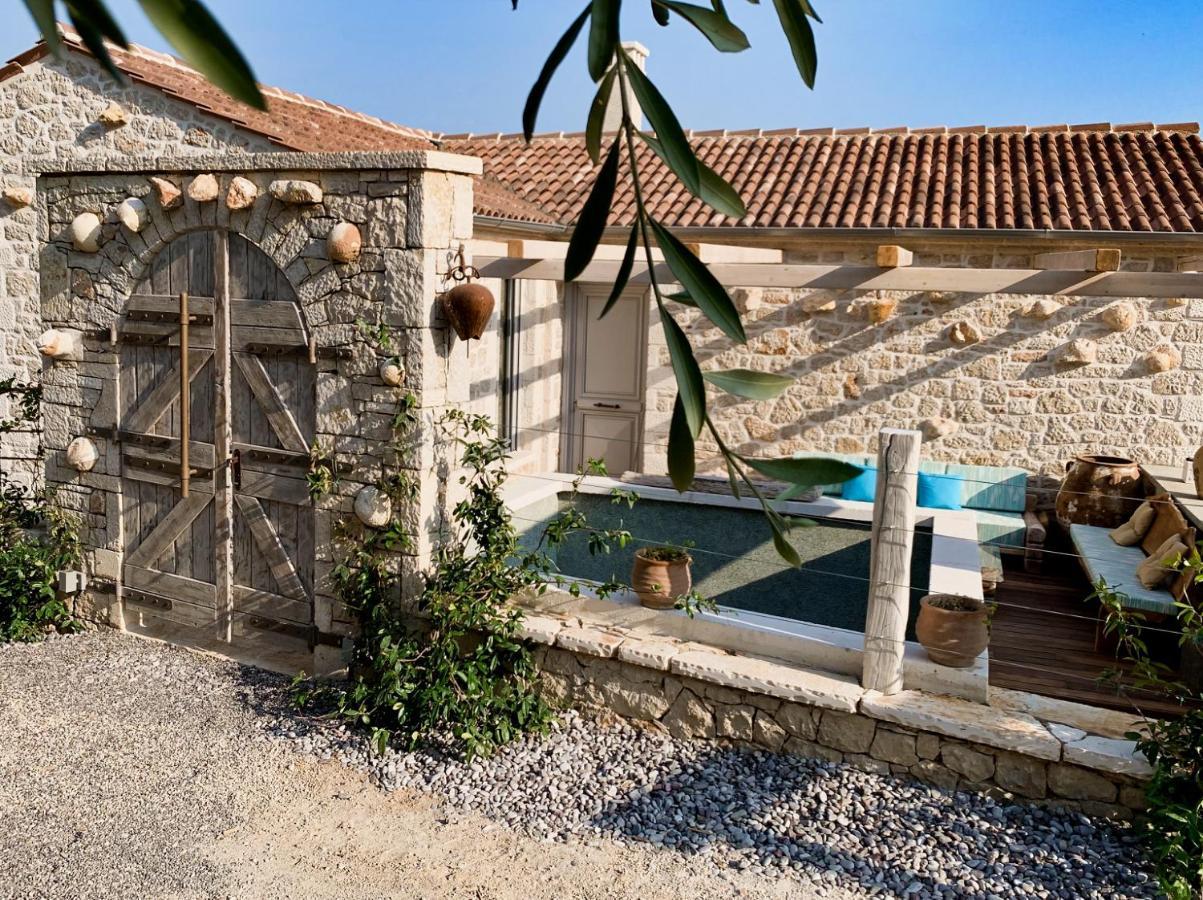 Sinium Luxury Villas Viggla Buitenkant foto